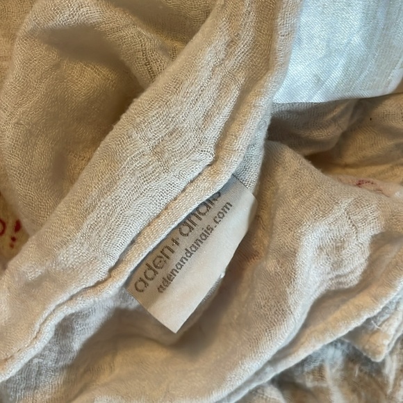aden + anais Silky Soft Swaddle Blanket, Boutique Muslin organic rare print - Picture 4 of 8